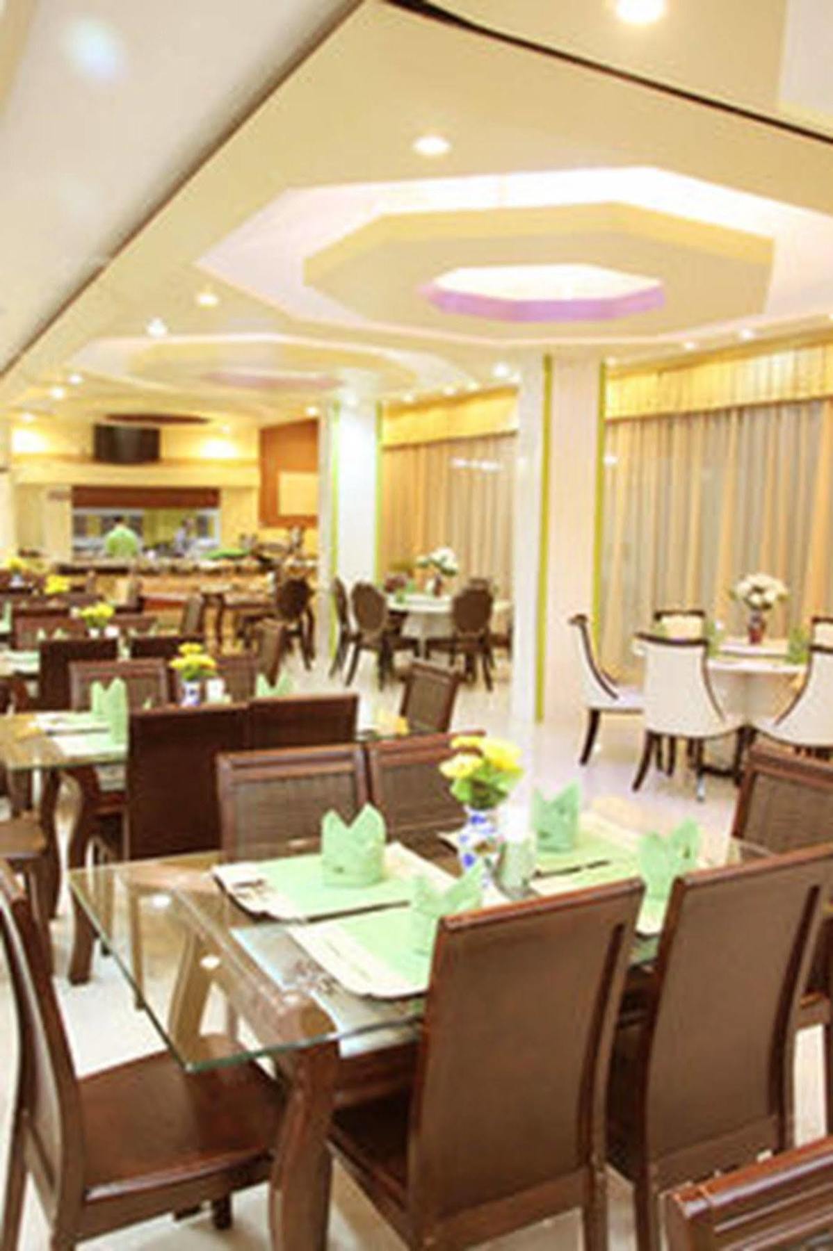 Visiting Card Hotel & Resort Bangkok Exterior photo